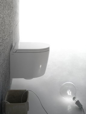 Globo 4ALL 07-2013 030 ; Globo Forty3 toalett, vegghengt kompaktmodell