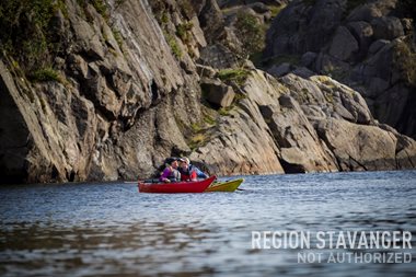 Kayaking ved Nesvåg havn 