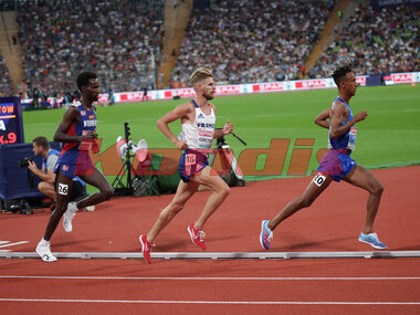 European Athletics Championships - 10000 meter menn Finale - Zerei Kbrom Mezngi, Jimmy Gressier, Yemaneberhan Crippa