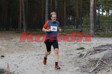 Thomas Jansrud samler km - Løvbergsmoløpet 2022