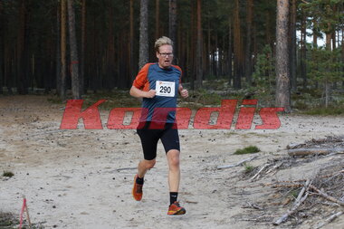 Thomas Jansrud samler km - Løvbergsmoløpet 2021