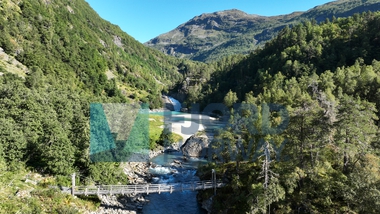 Bølifossen, Mørkridsdalen, Luster, Sognefjord