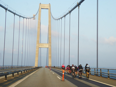 Bike race on the Storebælt Bridge 2015