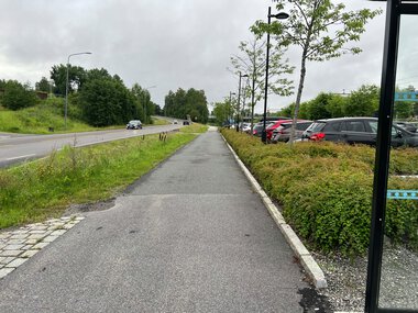 Gang og sykkelvei ved Langhus stasjon