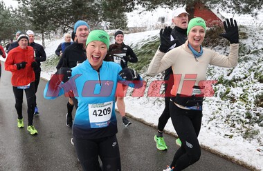 F.v.: Sol Haugen og Laila Bjornli Wang er begge trenere for Kondistreninga Trondheim og løp maraton under Jessheim Vintermaraton 2023