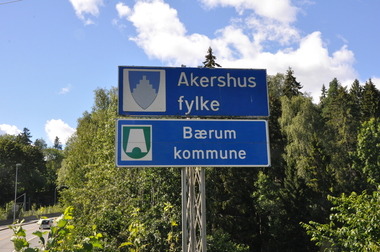 Fylkes- og kommunegrensen ved Bærumsveien over Lysakerelven