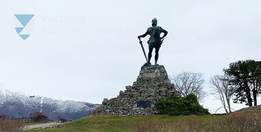 Fridtjof-statuen på Vangsnes