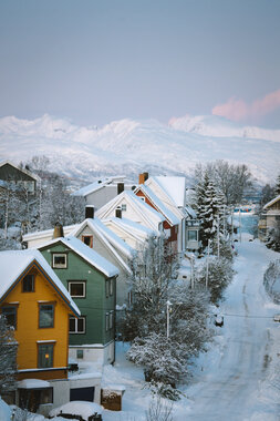Hus i Tromsø om vinteren