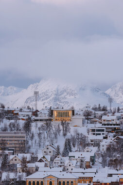 Snødekte hus i Tromsø