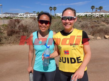 Emma Eng Berge (t.v) og  Christine Kirkhorn på treningsleir til Spania med SK Vidar og Team RP